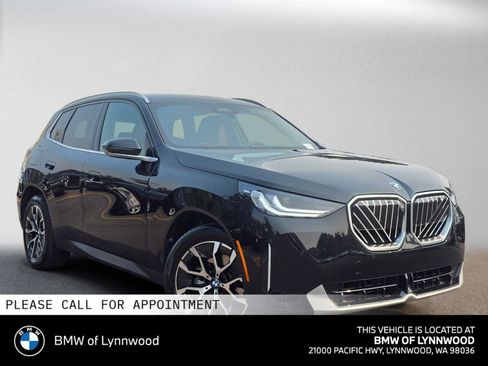 Used 2025 BMW X3 xDrive30i w/ Premium Package AWD/4WD image 1