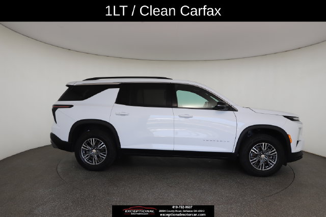 Used 2025 Chevrolet Traverse LT w/ Driver Confidence Package FWD image 23