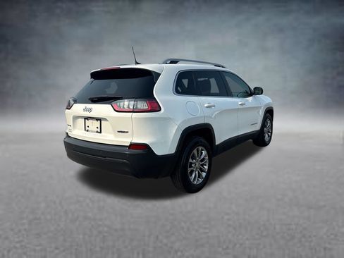 Used 2019 Jeep Cherokee Latitude Plus w/ Cold Weather Group AWD/4WD image 7