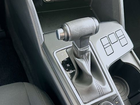 Used 2025 Kia Sportage LX image 24