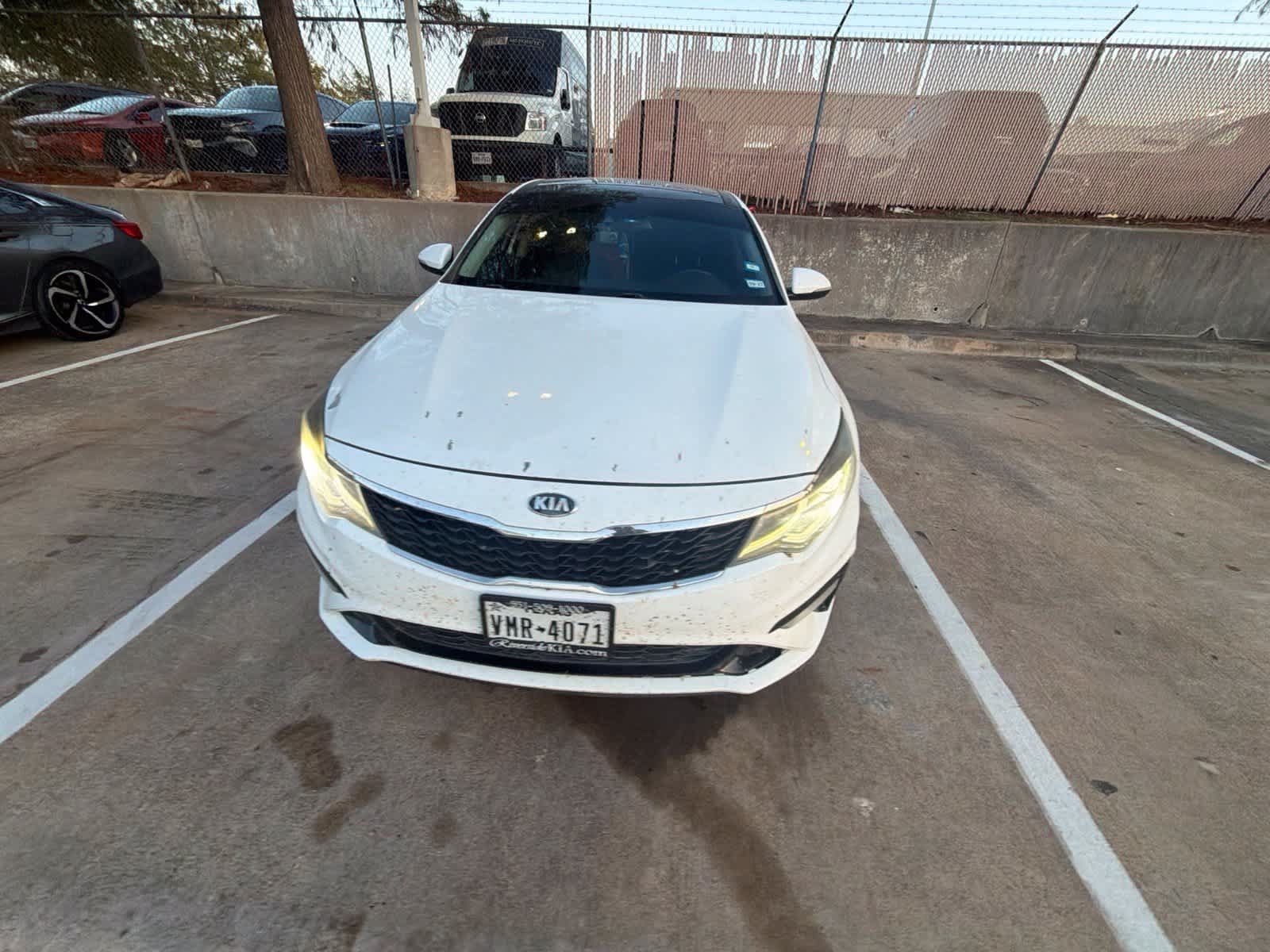 Used 2019 Kia Optima S w/ S Panoramic Sunroof Package FWD image 2