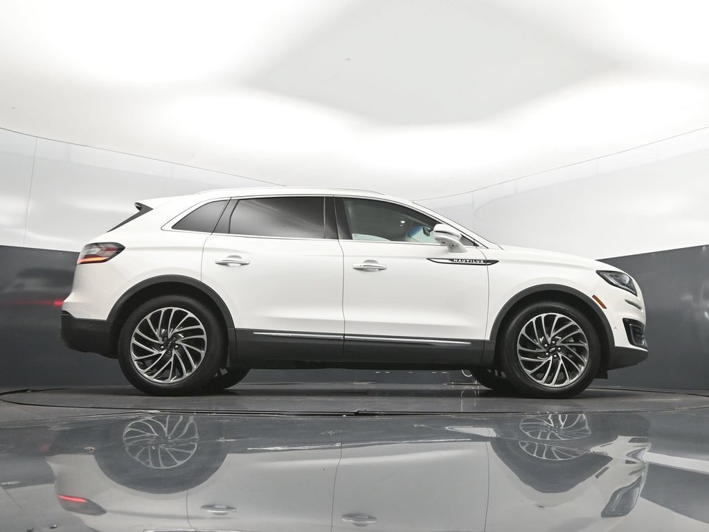 Used 2020 Lincoln Nautilus Reserve w/ Equipment Group 201A FWD image 43