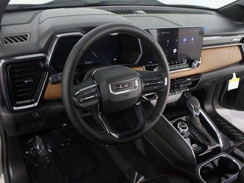 New 2026 GMC Canyon AT4 image 8