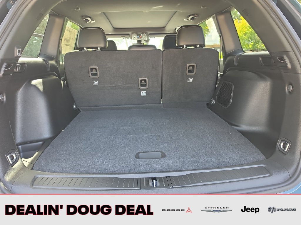 New 2027 Jeep Grand Cherokee Limited AWD/4WD image 23