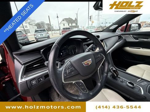 Certified 2023 Cadillac XT5 Sportv w/ LPO, Floor Liner Package image 11
