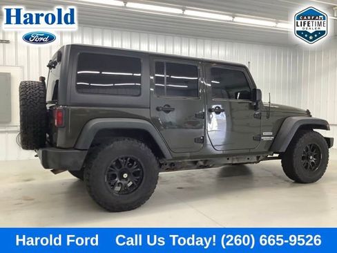 Used 2015 Jeep Wrangler Unlimited Sport w/ Quick Order Package 24S AWD/4WD image 6