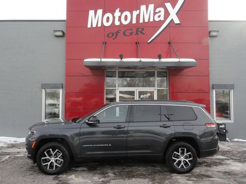 Used 2024 Jeep Grand Cherokee L Limited w/ Luxury Tech Group II AWD/4WD image 6
