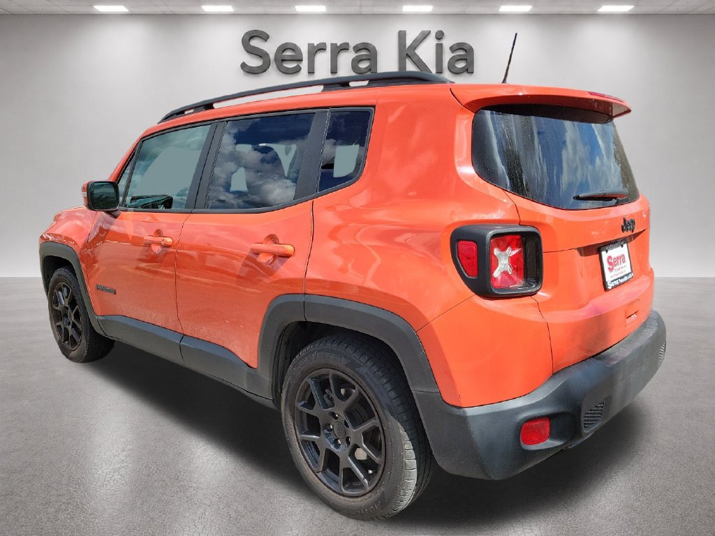 Used 2020 Jeep Renegade Altitude FWD image 3