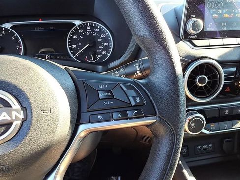 Used 2024 Nissan Sentra SV w/ Lighting Package FWD image 29