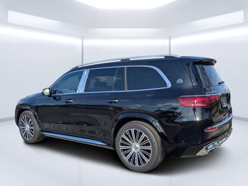 New 2026 Mercedes-Benz Maybach GLS 600 4MATIC image 8