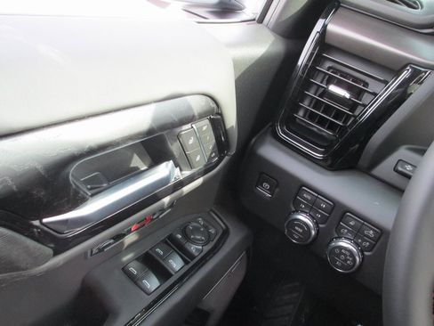 New 2026 GMC Sierra 1500 AT4X image 17