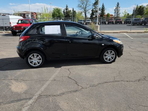 Used 2012 MAZDA MAZDA2 Sport FWD image 16