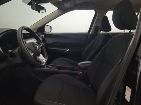 Used 2021 Nissan Kicks SV FWD image 17