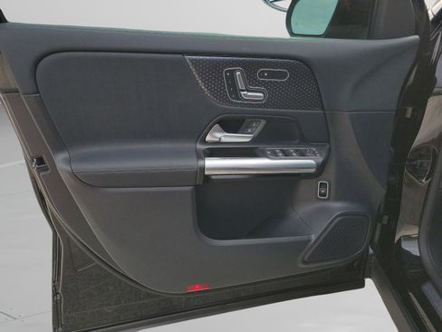 Certified 2026 Mercedes-Benz GLA 250 image 27