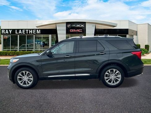 Used 2023 Ford Explorer Limited w/ Class IV Trailer Tow Package AWD/4WD image 2