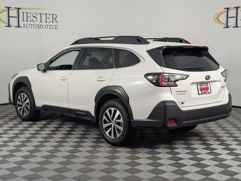 Used 2024 Subaru Outback Premium image 5