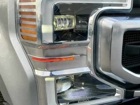 Used 2022 Ford F250 Platinum w/ FX4 Off-Road Package image 8