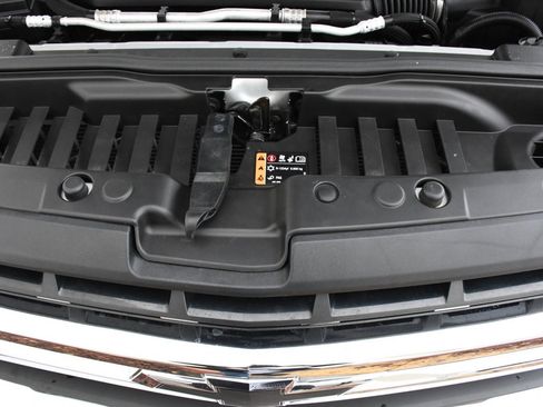 Used 2020 Chevrolet Silverado 1500 LT w/ LT Value Package image 19