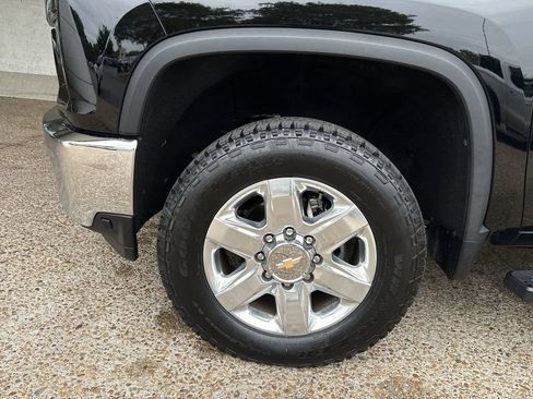Used 2021 Chevrolet Silverado 2500 LTZ AWD/4WD image 32
