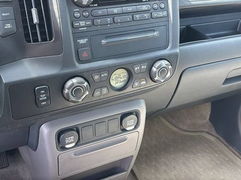 Used 2010 Honda Ridgeline RTS image 20