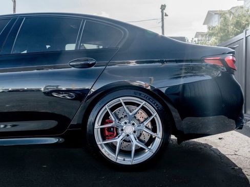 Used 2021 BMW M5 w/ Executive Package image 33