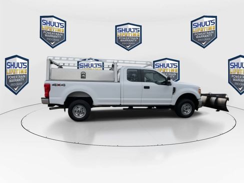 Used 2017 Ford F250 XL w/ Power Equipment Group image 9