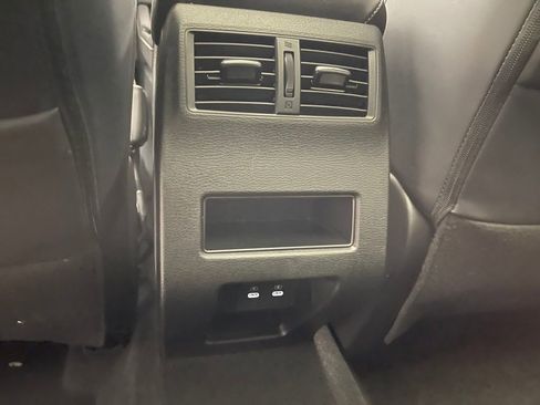 New 2025 Mitsubishi Outlander SE image 22