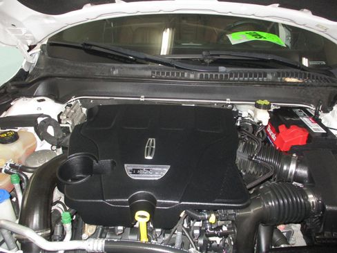 Used 2017 Lincoln MKZ Reserve w/ Climate Package image 25