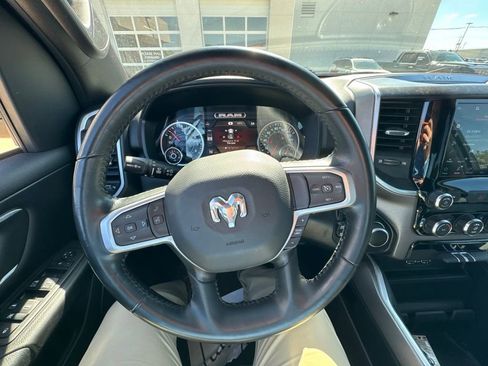 Used 2022 RAM 1500 Big Horn AWD/4WD image 12