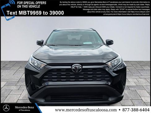 Used 2020 Toyota RAV4 XLE Premium image 2