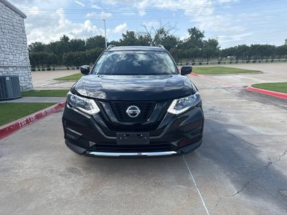Used 2019 Nissan Rogue SV