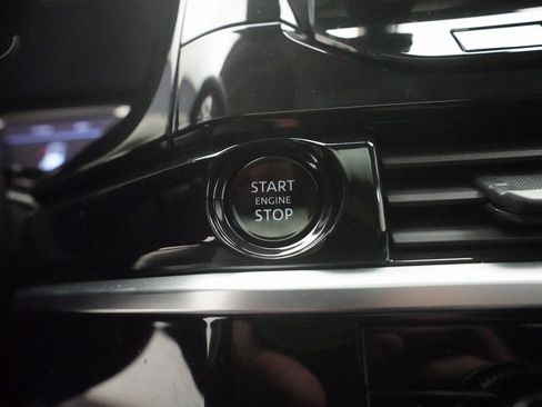 Used 2025 Nissan Pathfinder SL w/ SL Premium Package image 31