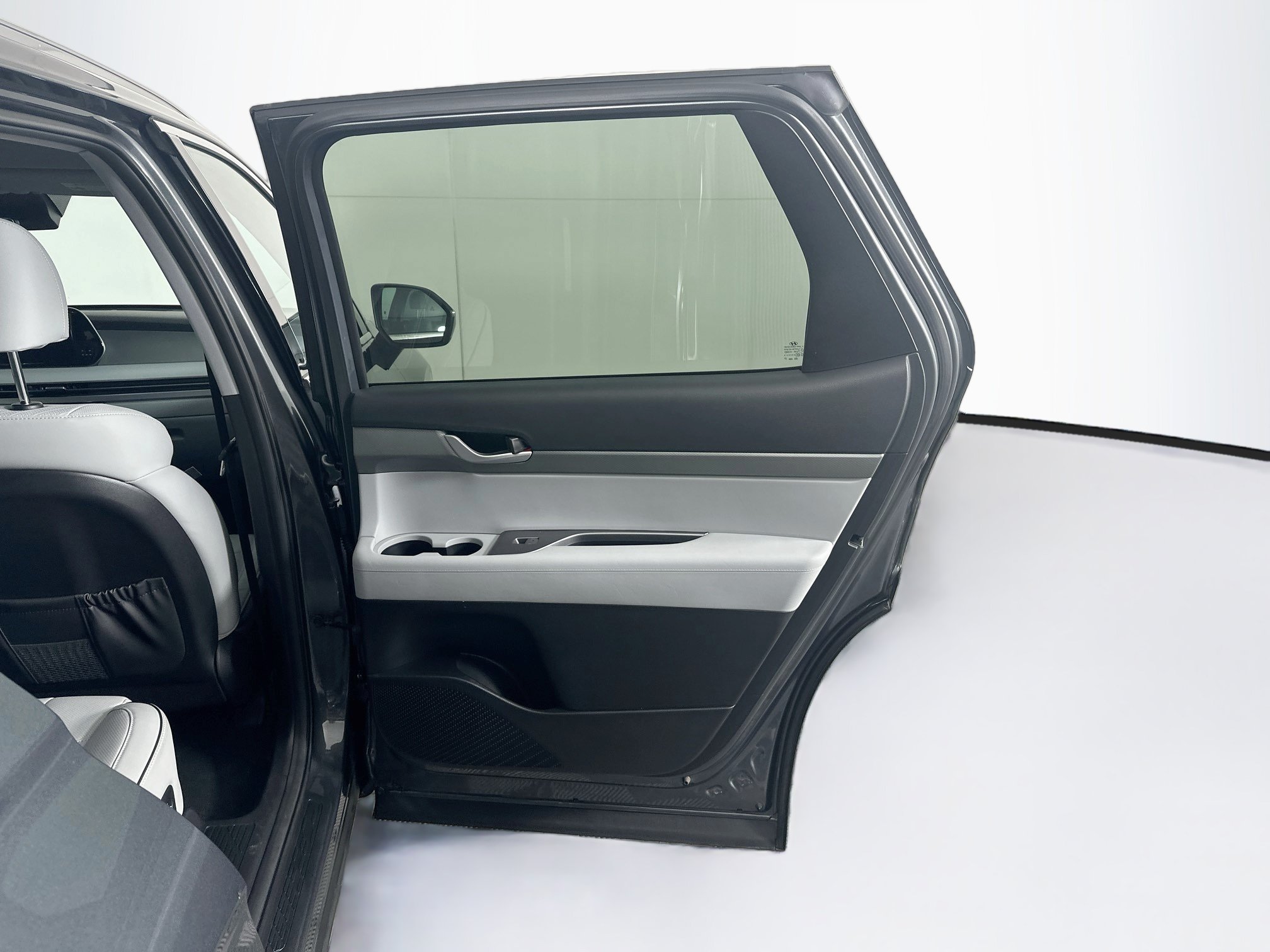 Used 2025 Hyundai Palisade SEL FWD image 33