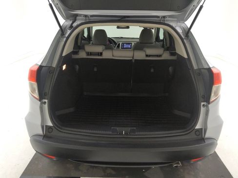 Used 2019 Honda HR-V EX image 29