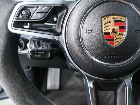 Certified 2017 Porsche Macan GTS image 10