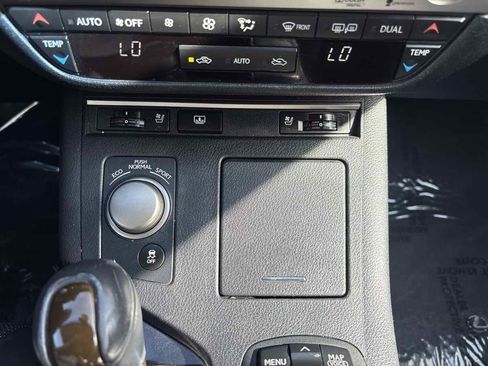 Used 2013 Lexus ES 350 w/ Luxury Pkg image 31