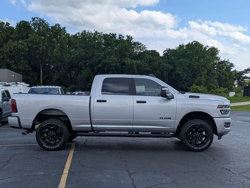 Used 2026 RAM 2500 Big Horn AWD/4WD image 8