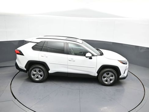 Certified 2022 Toyota RAV4 XLE image 38