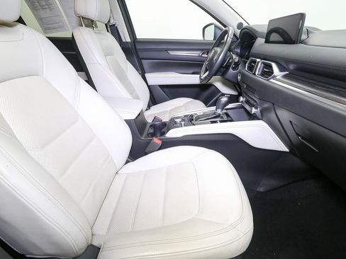 Used 2022 MAZDA CX-5 AWD 2.5 S w/ Premium Package image 17