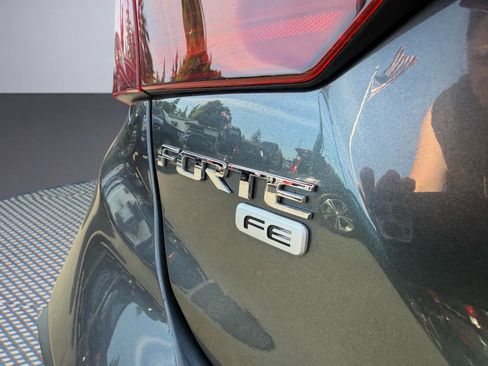 Used 2019 Kia Forte Sedan FWD image 6