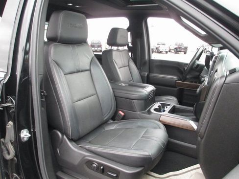 Used 2020 Chevrolet Silverado 2500 High Country w/ Technology Package image 23