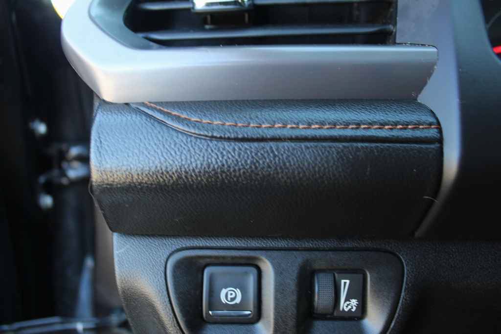 Used 2017 GMC Acadia SLE w/ Driver Alert Package I AWD/4WD image 13