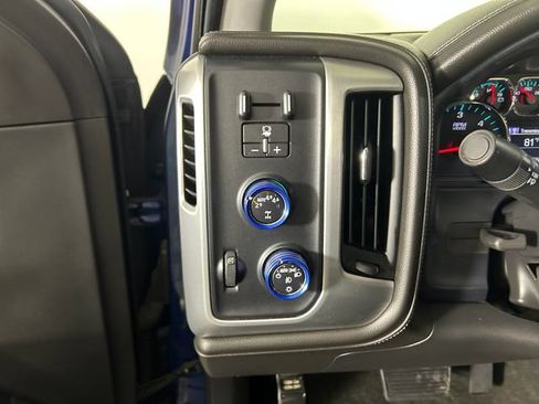Used 2018 GMC Sierra 1500 SLT AWD/4WD image 19