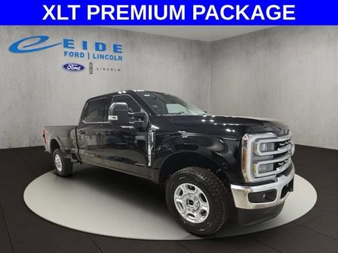 New 2026 Ford F250 XLT w/ XLT Premium Package AWD/4WD image 1
