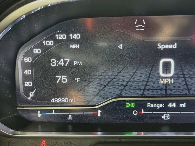 Used 2024 GMC Yukon SLT w/ SLT Luxury Package AWD/4WD image 13
