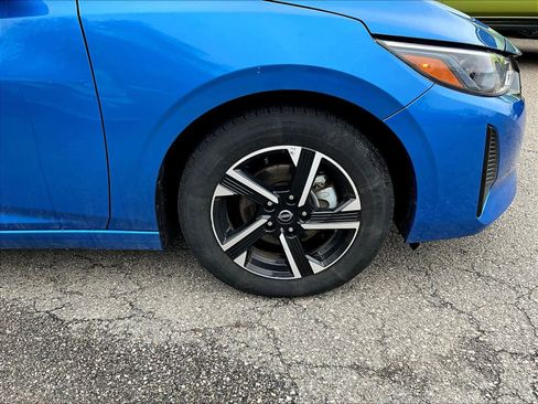 Used 2024 Nissan Sentra SV image 4