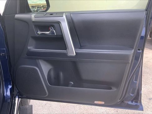 Used 2018 Toyota 4Runner Limited image 29