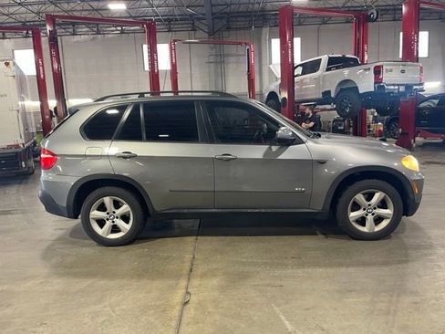 Used 2008 BMW X5 3.0si image 2