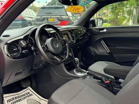 Used 2017 Volkswagen Beetle 1.8T S image 9