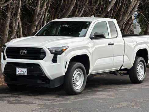 Used 2024 Toyota Tacoma SR RWD image 8